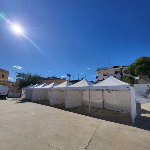 Alquiler Carpa Plegable para Eventos populares